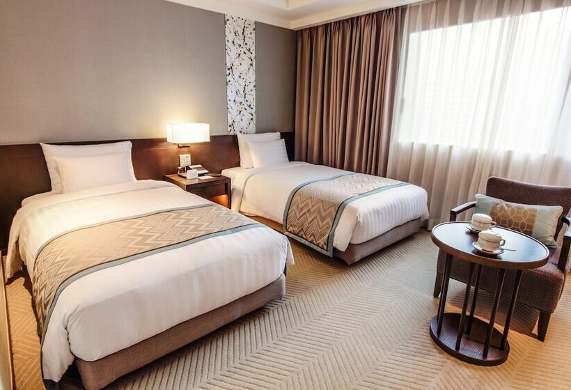 اتاق خانوادگی, Royal Hotel Seoul