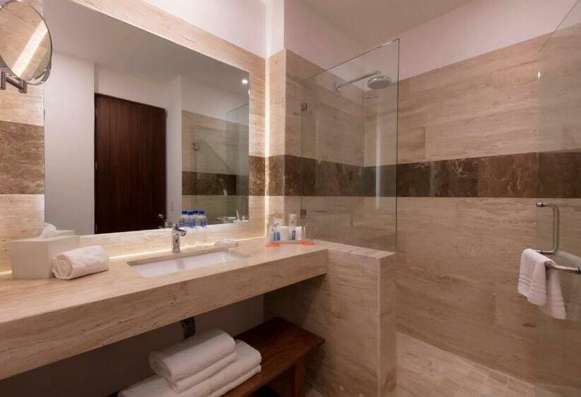 اتاق لوکس با چشم‌انداز دریا, Krystal Puerto Vallarta