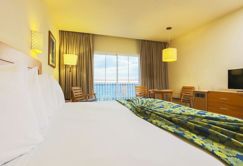 اتاق لوکس با چشم‌انداز دریا, Krystal Puerto Vallarta