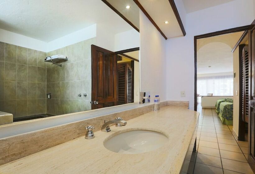اتاق استاندارد با چشم‌انداز دریا, Krystal Puerto Vallarta