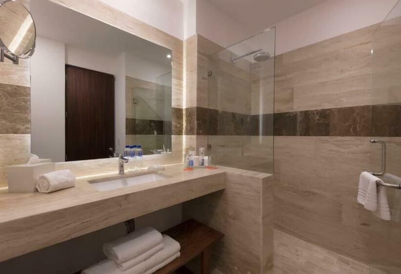 اتاق استاندارد با تخت بزرگ, Krystal Puerto Vallarta