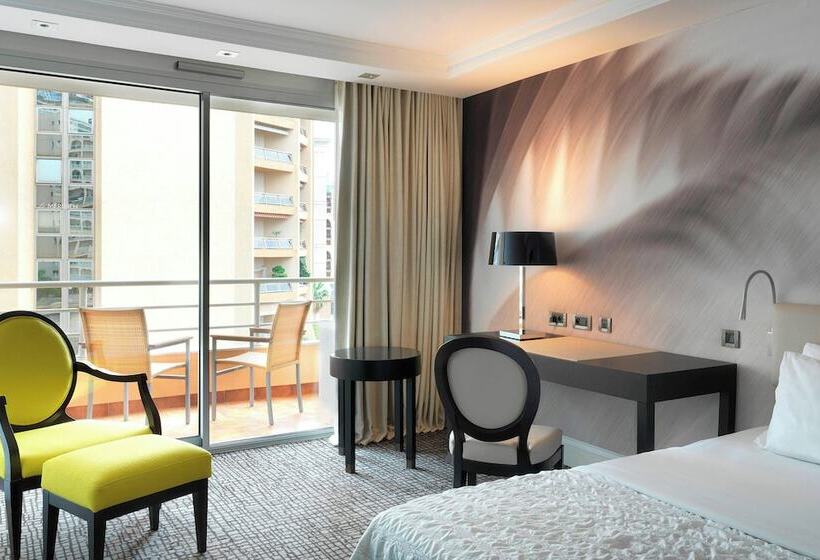 اتاق لوکس با چشم‌انداز دریا, Le Méridien Beach Plaza