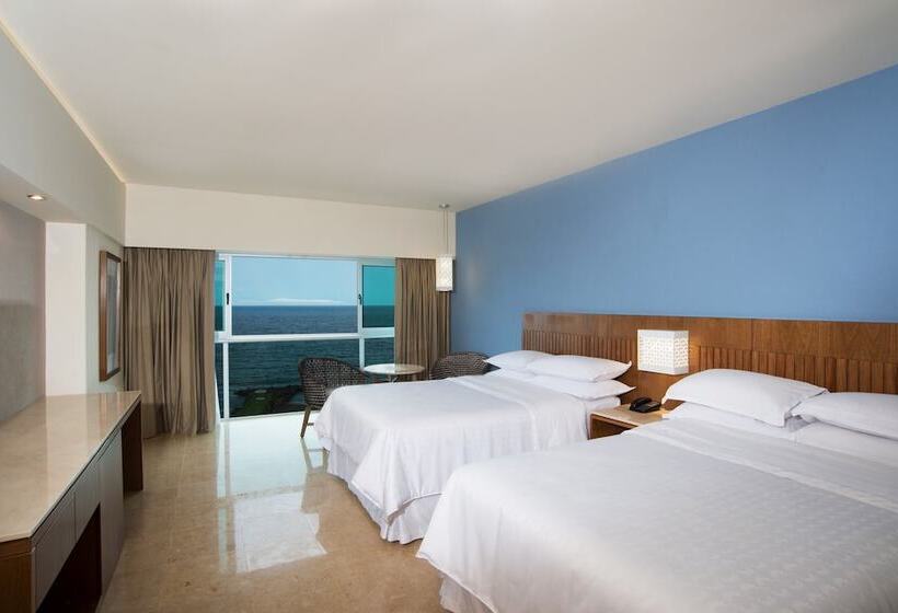 اتاق لوکس با چشم‌انداز دریا, Sheraton Buganvilias Resort & Convention Center