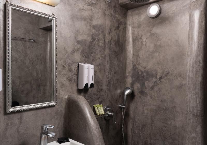 اتاق لوکس با تخت بزرگ, Sheraton Buganvilias Resort & Convention Center