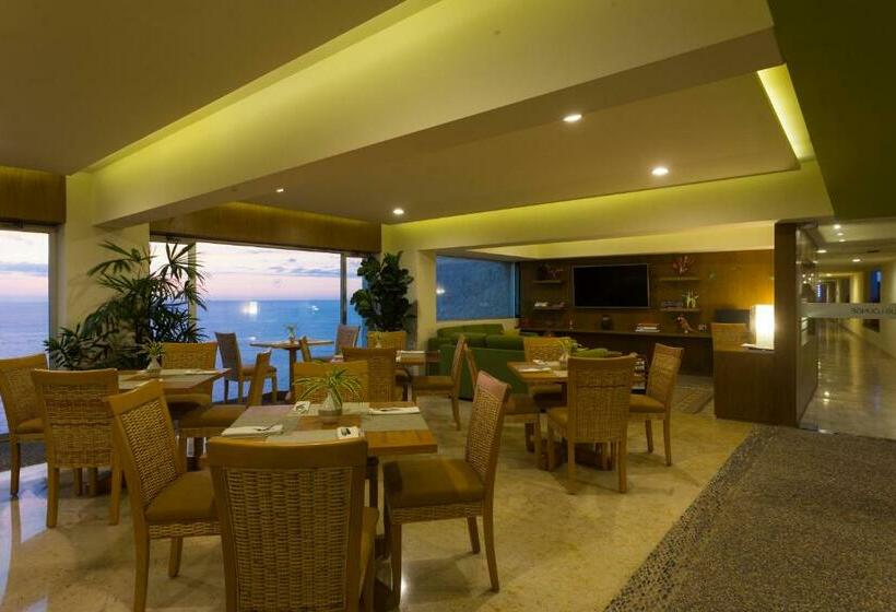 اتاق کلوب با چشم‌انداز, Sheraton Buganvilias Resort & Convention Center