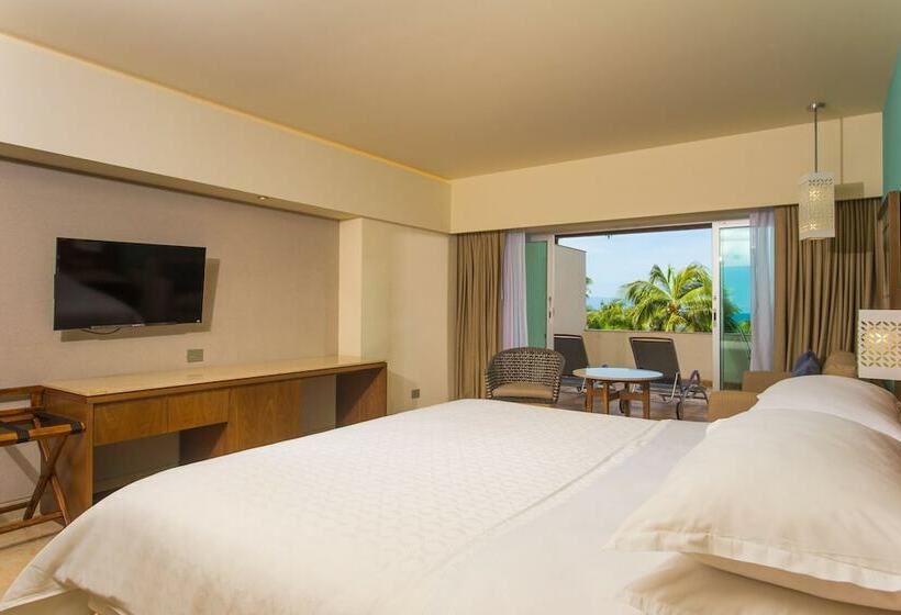 اتاق لوکس با چشم‌انداز باغ, Sheraton Buganvilias Resort & Convention Center