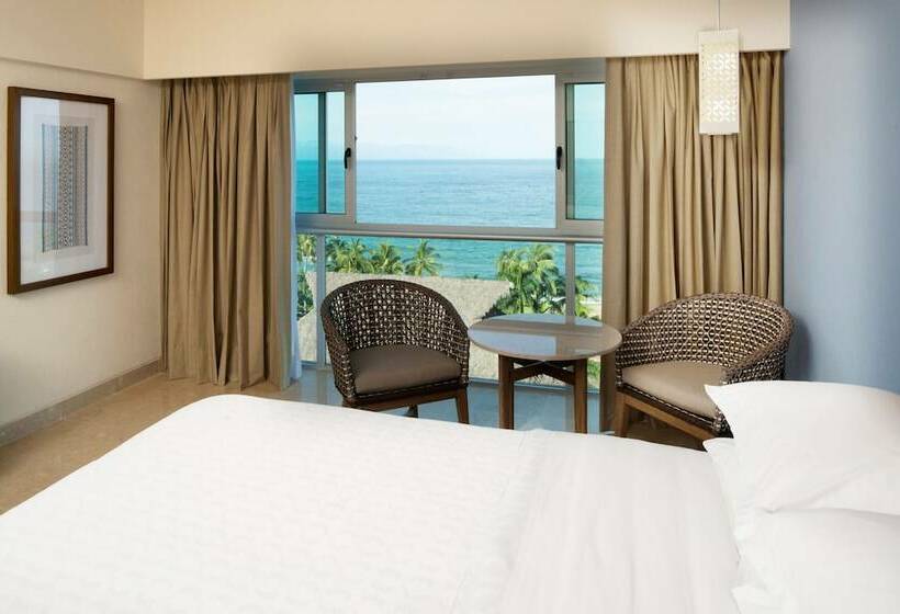 اتاق لوکس با چشم‌انداز باغ, Sheraton Buganvilias Resort & Convention Center