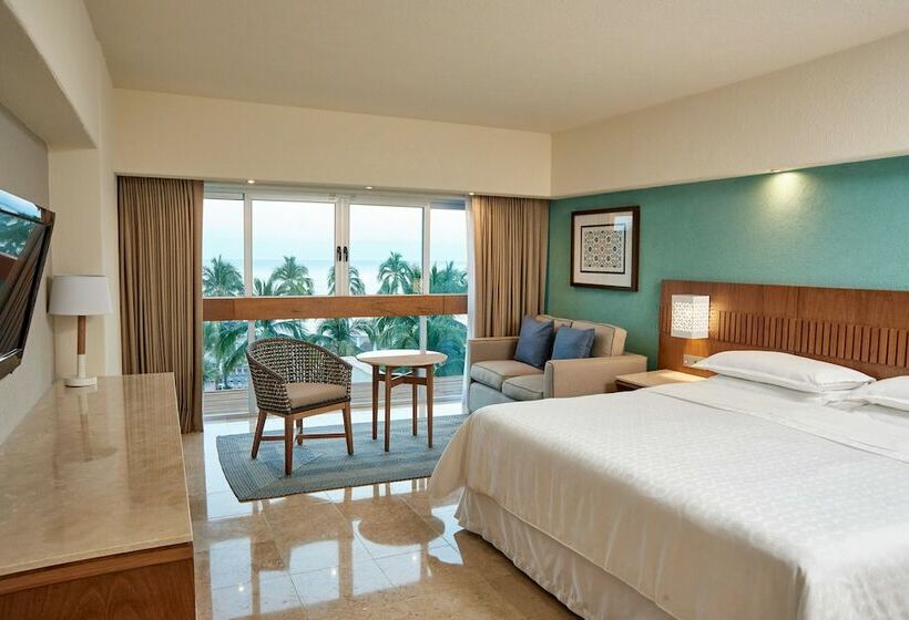 اتاق لوکس با چشم‌انداز دریا, Sheraton Buganvilias Resort & Convention Center