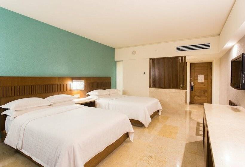 اتاق لوکس با چشم‌انداز دریا, Sheraton Buganvilias Resort & Convention Center