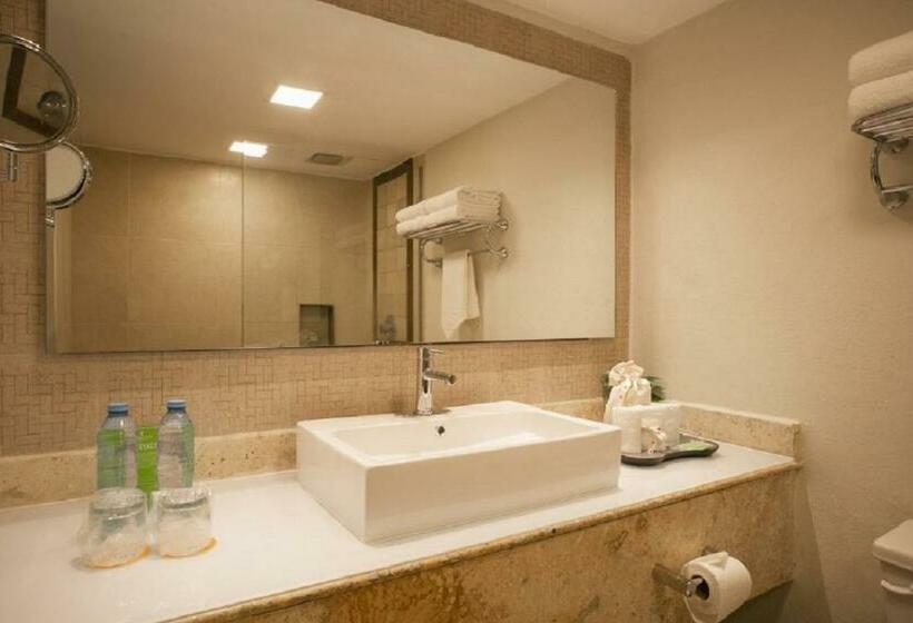 quarto Deluxe Cama King com Vistas, Sunscape Sabor Cozumel