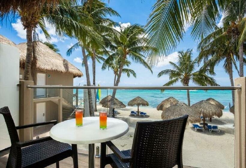 Quarto Triplo Deluxe Vista Mar, Sunscape Sabor Cozumel