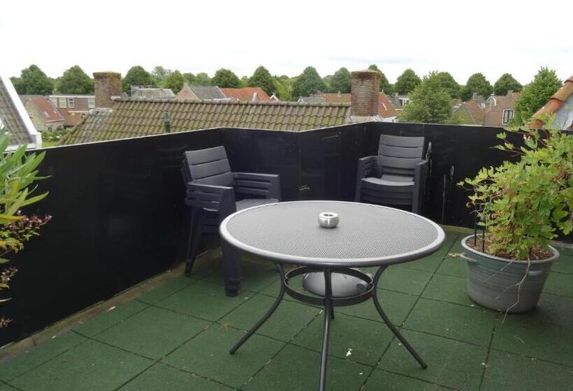 Apartamento 3 Quartos, Café Restaurant De Posthoorn