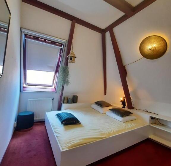 Apartamento 3 Quartos, Café Restaurant De Posthoorn
