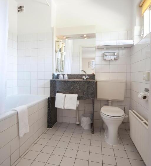 Номер Стандарт Трехместный, Fletcher Boutique Hotel De Mallejan