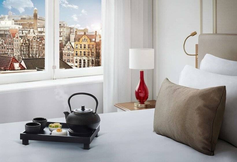 اتاق سوپریور با چشم‌انداز, Tivoli Doelen Amsterdam