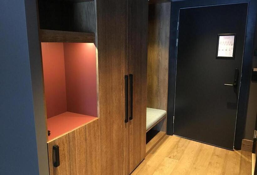 Семейный Номер, Vestlia Resort