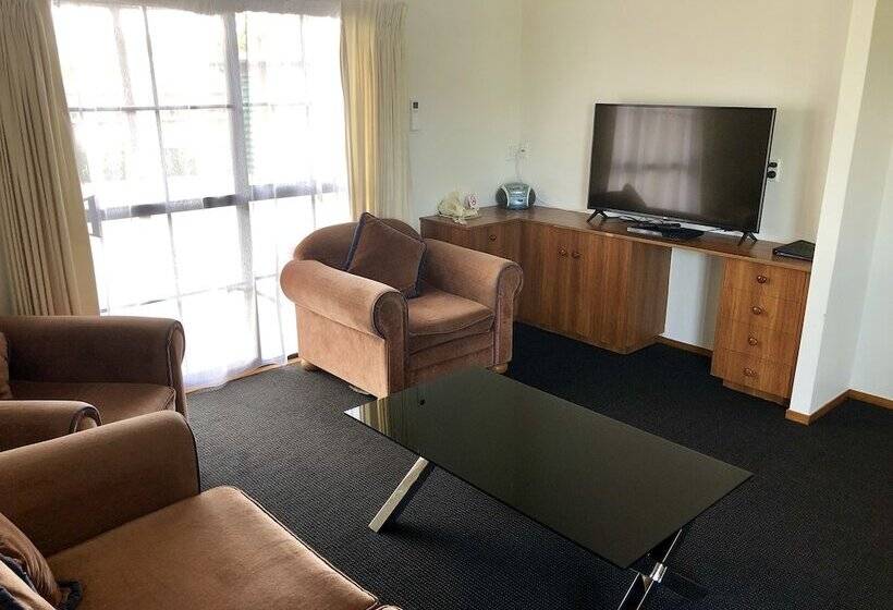 Апартаменты 2 Спальни, Teal Motor Lodge