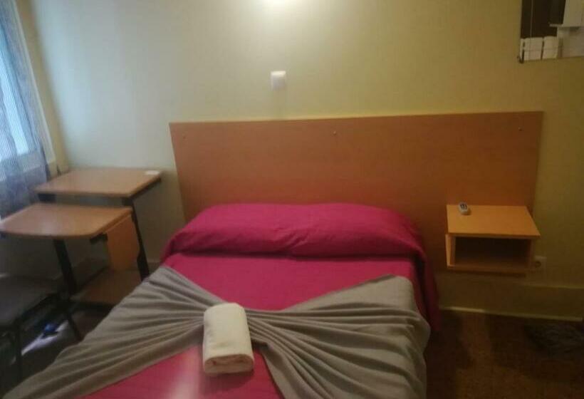 Quarto Economy, Alojamento Local Pensão Rossio