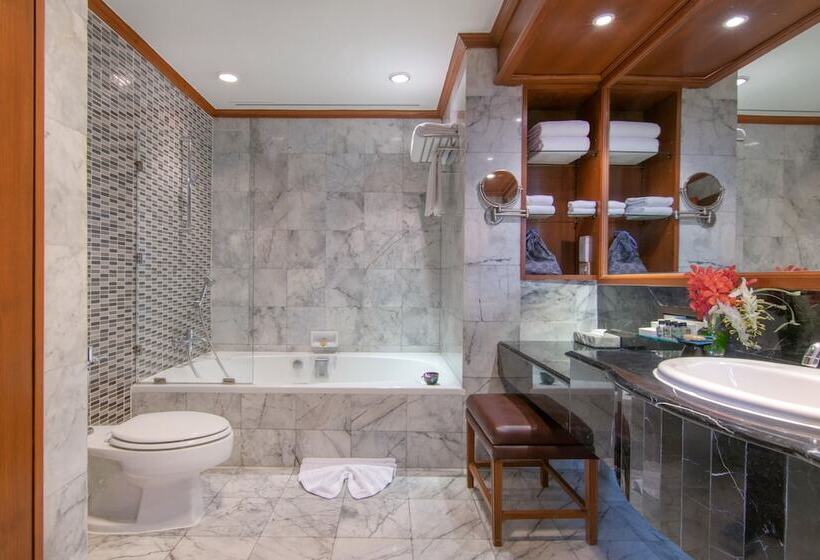 Premium Family Room, The Sukosol