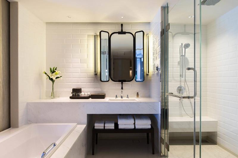 스위트 킹사이즈 침대, Hua Hin Marriott Resort And Spa