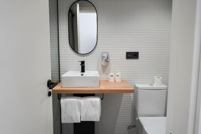 Номер Стандарт Адаптированный для Инвалидов, Best Western Plus Airport Plaza