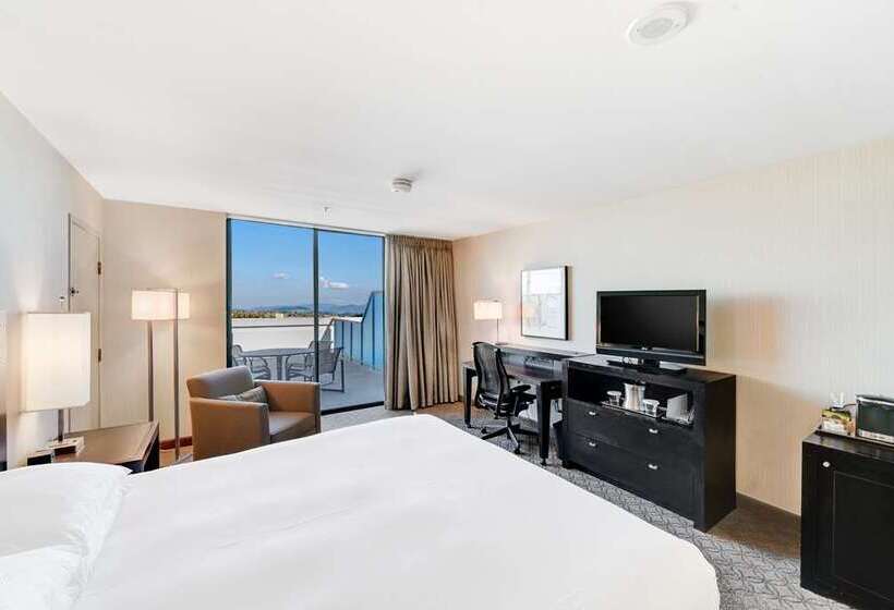 Standard-huone King-vuode, Hilton Anaheim