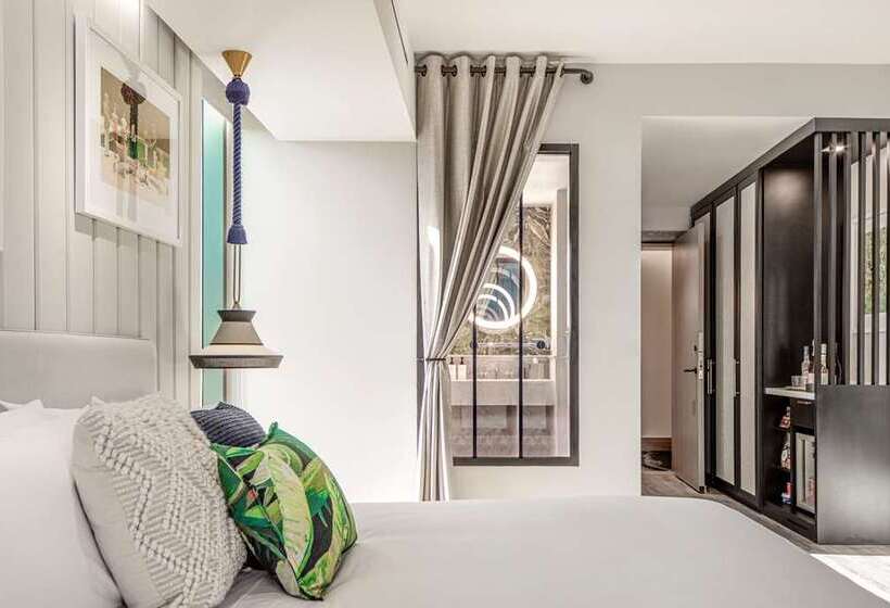 Standard-huone King-vuode, Hilton Anaheim