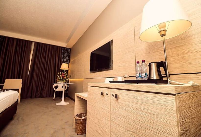 Quarto Prestige, Sarakawa
