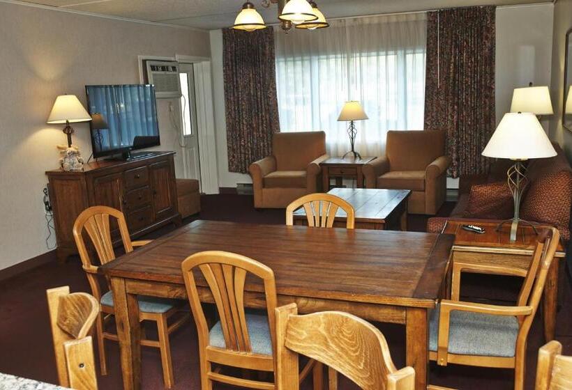 سوییت با چشم‌انداز کوه, Fireside Inn & Suites Gilford