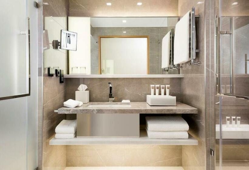 اتاق استاندارد با چشم‌انداز باغ, Swissotel The Bosphorus Istanbul
