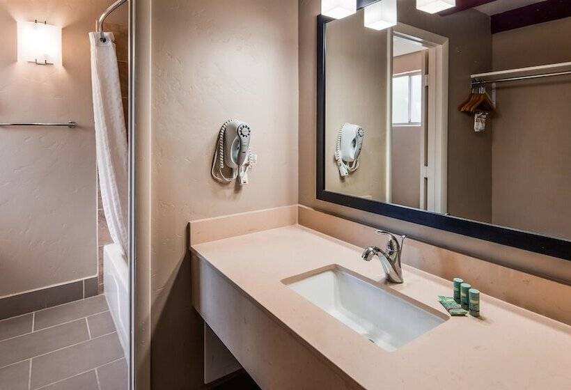 스위트, Best Western Mission Inn