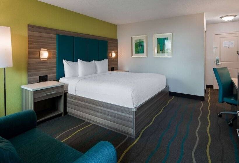 חדר סטנדרט מיטה זוגית, Best Western Plus Oceanside Inn