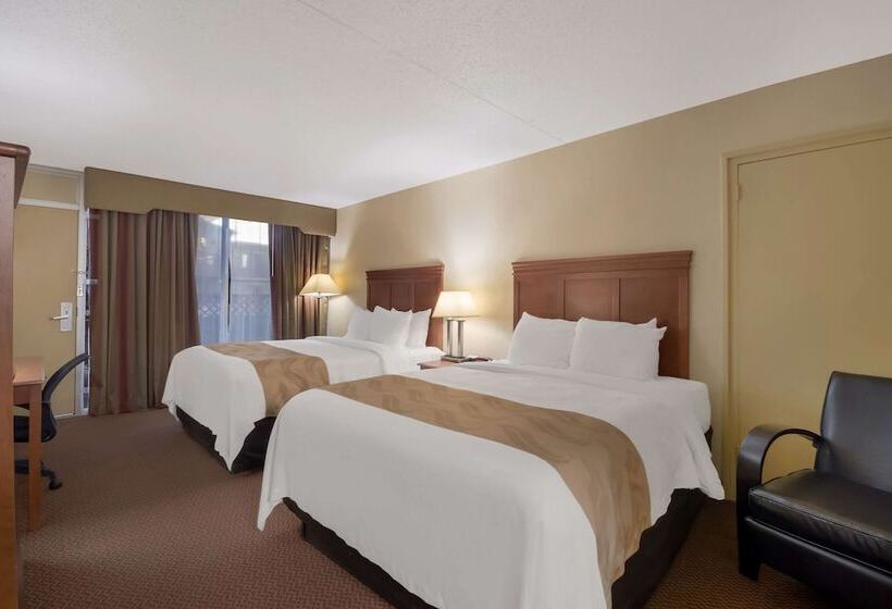 Номер Стандарт 2 Двуспальные Кровати, Quality Inn