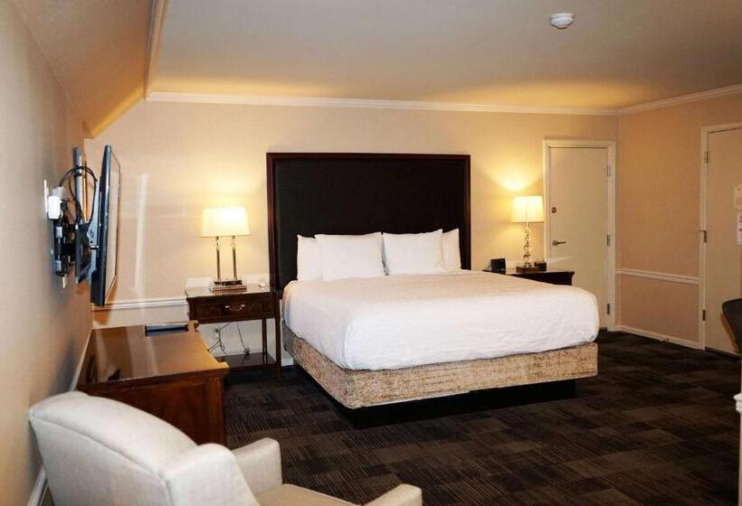 استودیوی لوکس, Wingate By Wyndham Bellingham Heritage Inn