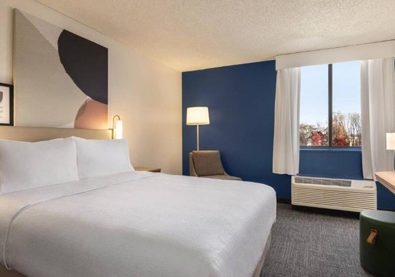 스탠다드 룸 킹사이즈 침대, Spark By Hilton Germantown Washington Dc North