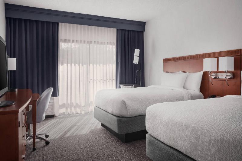 اتاق استاندارد, Courtyard By Marriott Rockville