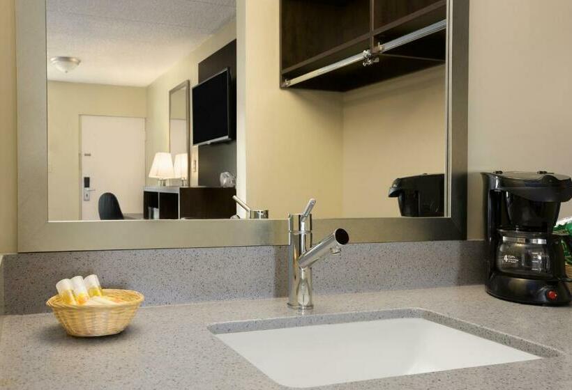 스탠다드 룸, Days Inn & Suites By Wyndham Cherry Hill  Philadelphia