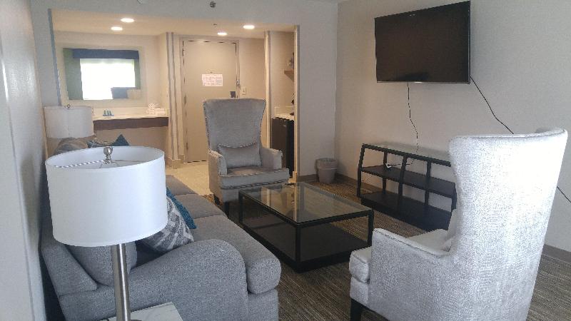 이그제큐티브 스위트, Holiday Inn Express Exton   Great Valley, An Ihg