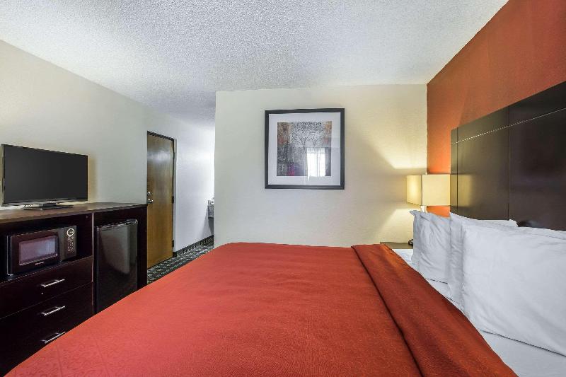 Quarto Estandar Cama King, Quality Inn