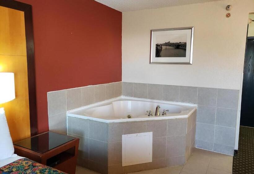 Номер Deluxe Кровать Кинг, Travelodge By Wyndham Brooklyn Center