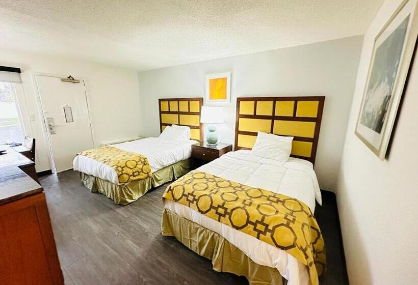Quarto Estandar 2 Camas Casal, Baymont Inn And Suites By Wyndham Columbus / Near Osu