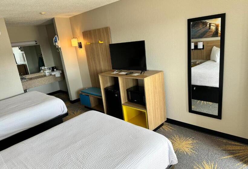 Номер Deluxe, Days Inn By Wyndham Cloverdale Greencastle