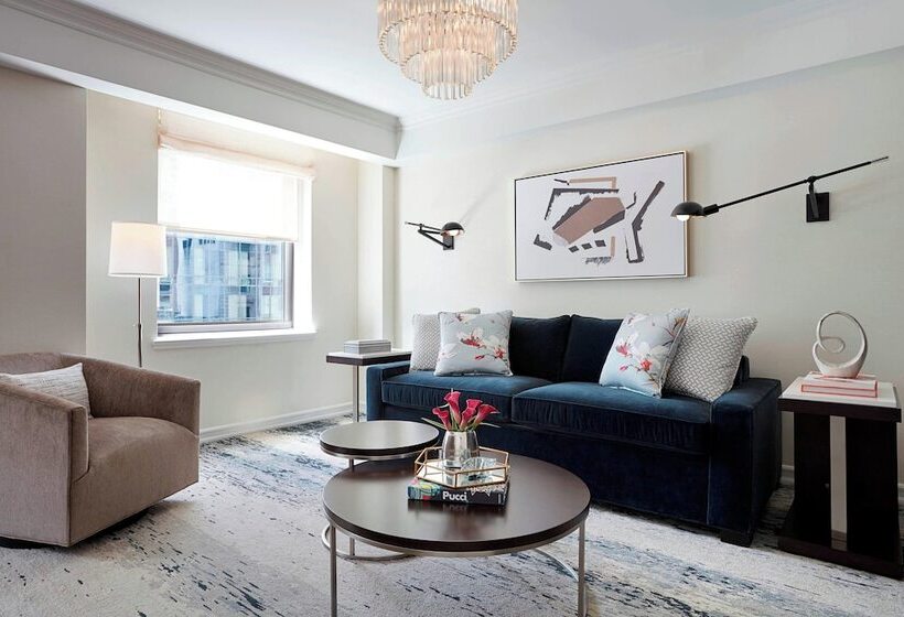 سوییت جونیور, Jw Marriott Essex House New York