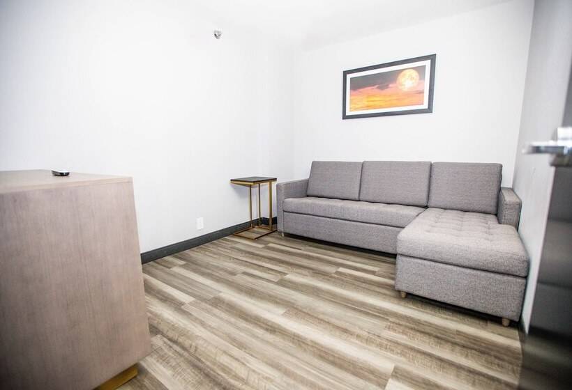 Люкс, La Quinta By Wyndham Dallas I 35 Walnut Hill Ln