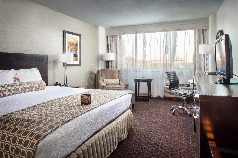 اتاق استاندارد با تخت بزرگ, Crowne Plaza Phoenix Airport   Phx, An Ihg