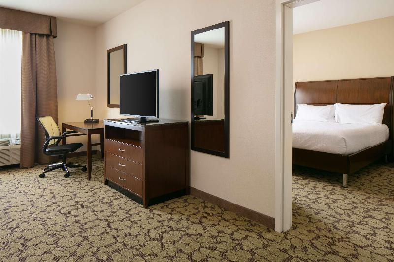 Семейный Номер, Doubletree By Hilton Hotel Decatur Riverfront