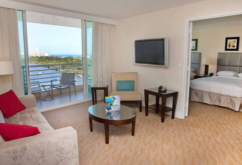 Люкс с Видом, Galleryone Doubletree Hilton Gc Turtle Cove