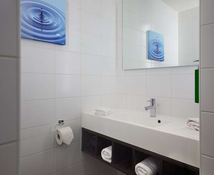 اتاق لوکس با تخت بزرگ, Hilton Cincinnati Airport