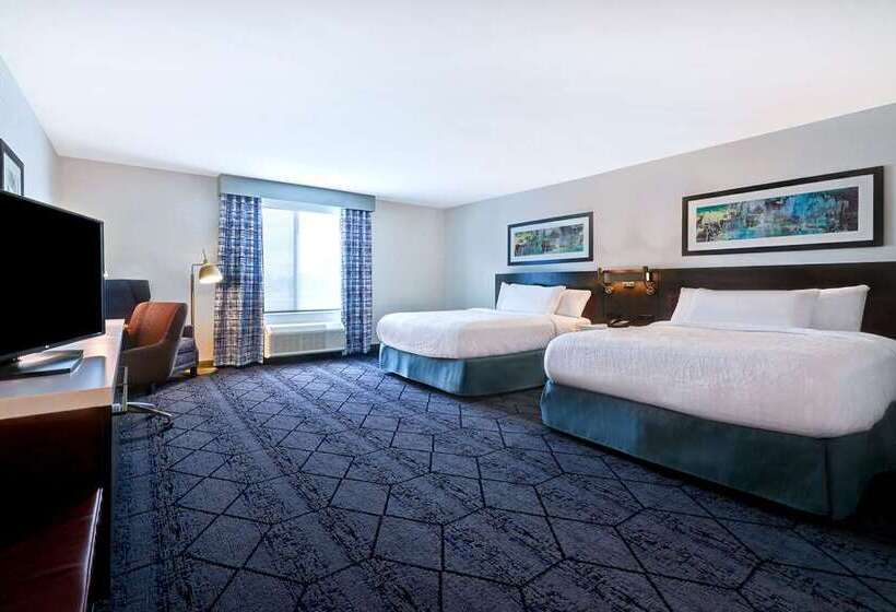 اتاق لوکس, Hilton Cincinnati Airport