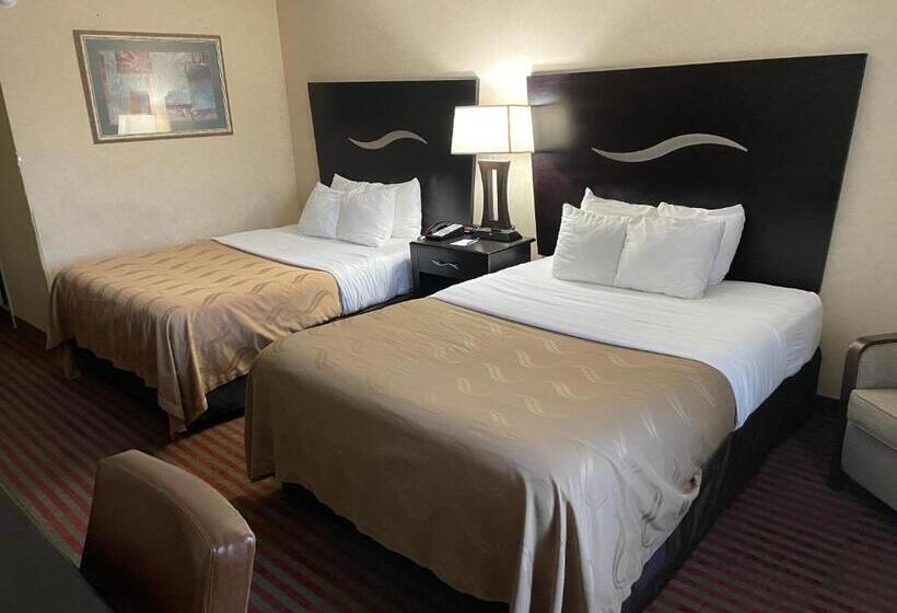 스탠다드 룸, Quality Inn & Suites
